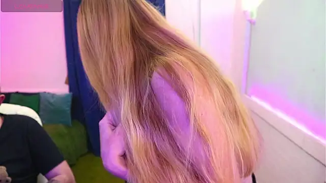 AlisaAleksandr's cam snapshot