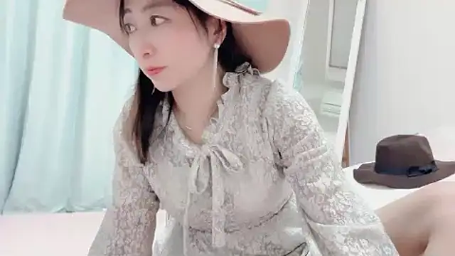 Ruru-ch live sex cam