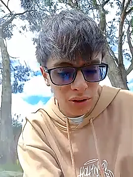 Cuervo_maniaco live sex cam