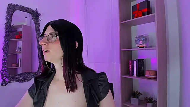 KimberlyJohnsoon live sex cam