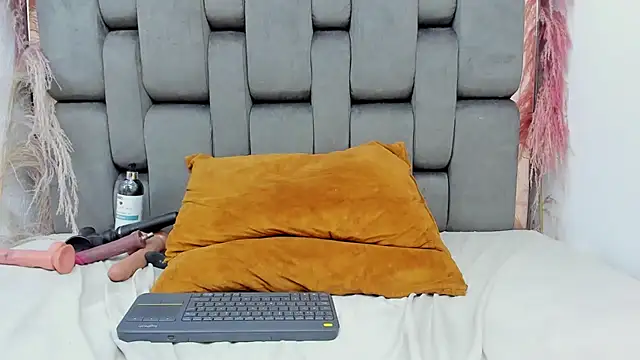 JeyJVazquez_'s cam snapshot