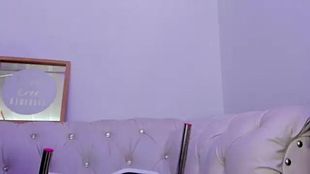 Pretty_Johnson_'s cam snapshot