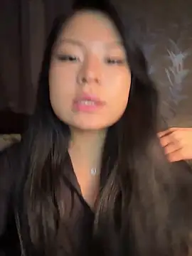 Cutejulia1 live sex cam