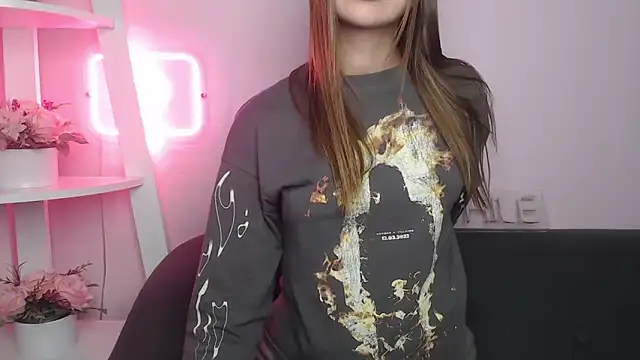 MilanaAngelAs live sex cam