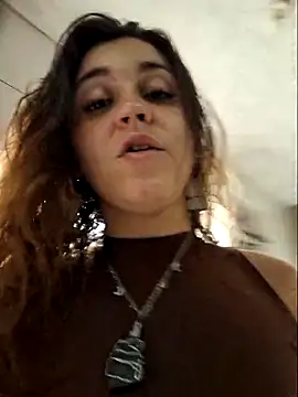 luuhcat09 live sex cam