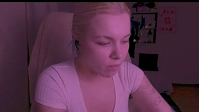 Hot_Blonda's cam snapshot