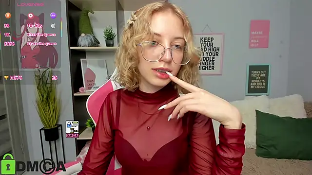 InfernoMia's cam snapshot