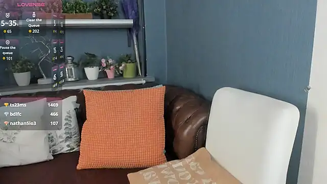 JessicaFoxie live sex cam