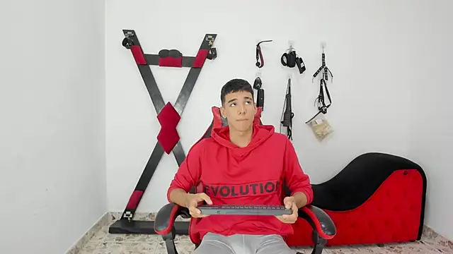 Harry_LatinBoy's cam snapshot