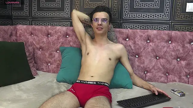 AidenStorm's cam snapshot