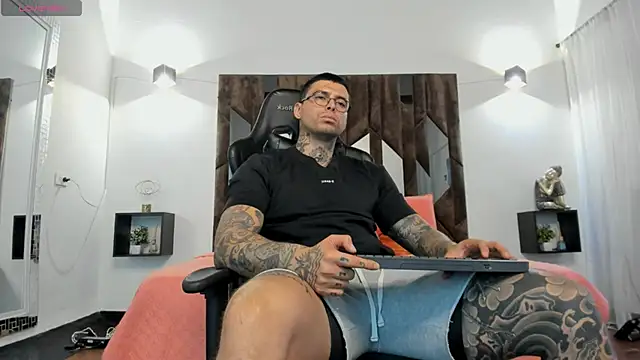 MATEO_DILUCA's cam snapshot