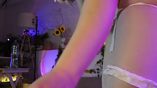 ScarletBlaze live sex cam