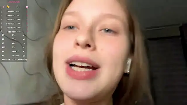 CharlynDini's cam snapshot