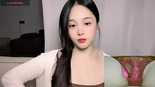 woaiqinqin's cam snapshot