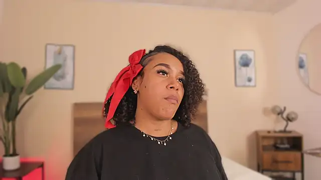 YariRose's cam snapshot