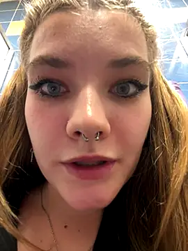 Holy_Tereza's cam snapshot