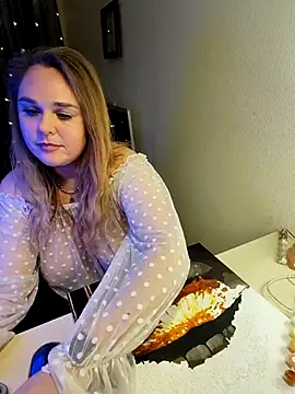 Juicy_PeachLux's cam snapshot