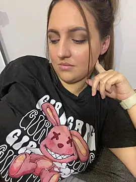 AlisaMidnight's cam snapshot