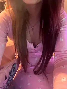 LaPetitechienne1's cam snapshot