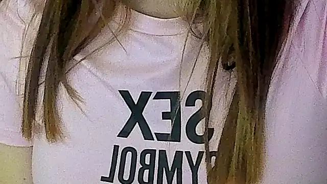 IceDanielles's cam snapshot