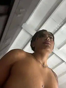 BornToSinXXX's cam snapshot