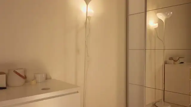 slyshypie's cam snapshot