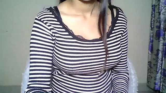 Naughty_Nayra's web cam