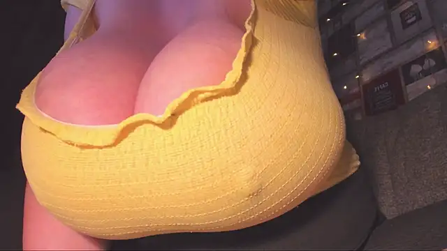 VickyBoobs live sex cam