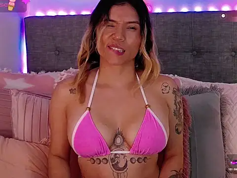 Antonella_Lee's cam snapshot