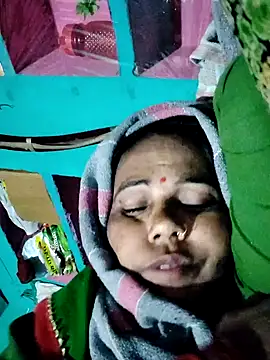 Pooja750's cam snapshot