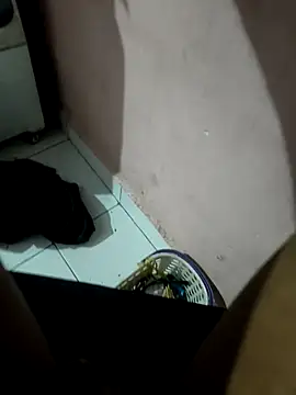 Trade010's cam snapshot