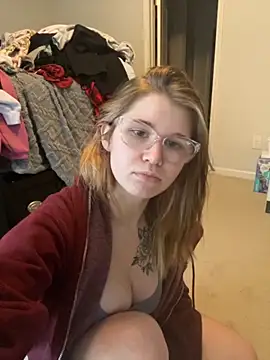 Riley_ray69's cam snapshot