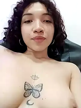 celeste_collins_'s cam snapshot