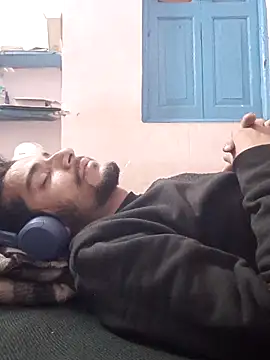 nskgenz's cam snapshot