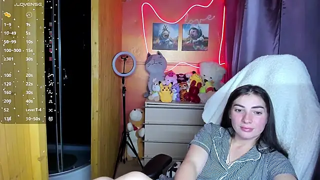 Fiery_Brunette_'s cam snapshot