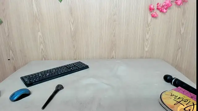 jenelotizz06's cam snapshot