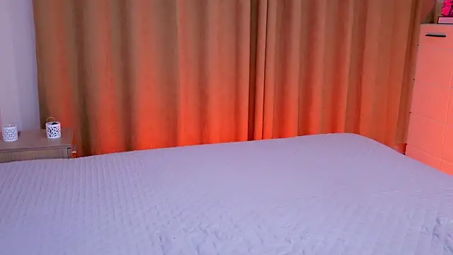 Bella_amory's cam snapshot