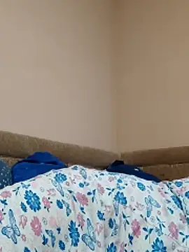 Zulfiya_Bruce's cam snapshot