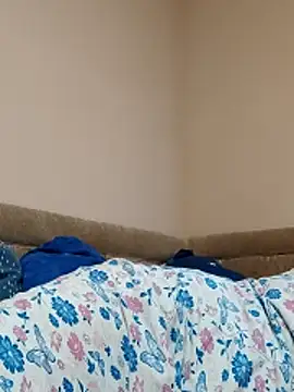 Zulfiya_Bruce's cam snapshot