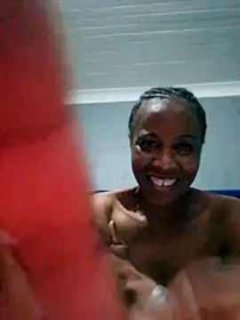 Slendermilf live sex cam