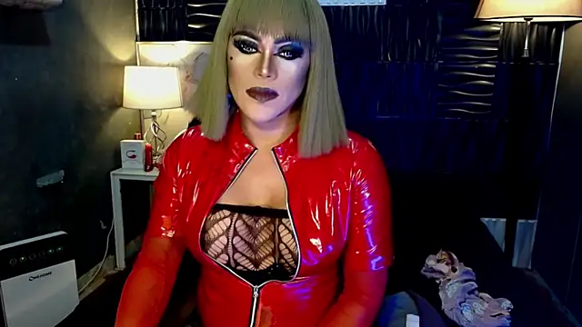 UrtopshemalegoddessAliyah live sex cam