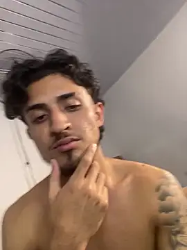 Kriss_Edwards's cam snapshot