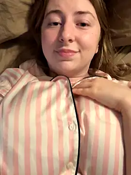 curvyflawless live sex cam