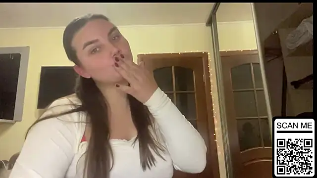 Dreamyblushfairy's cam snapshot