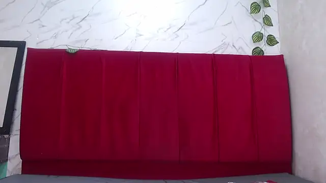 avril_ruizcm's cam snapshot