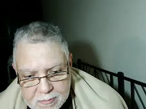 100Tauros live sex cam