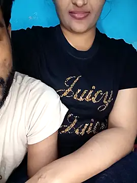 CoupleShow_432's cam snapshot