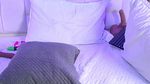 paulina_cano's cam snapshot