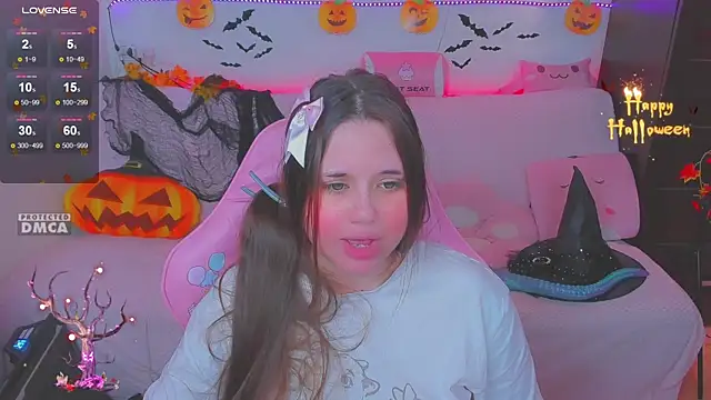 Lolisuccub's cam snapshot