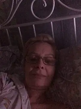 HelgaHimmell's cam snapshot